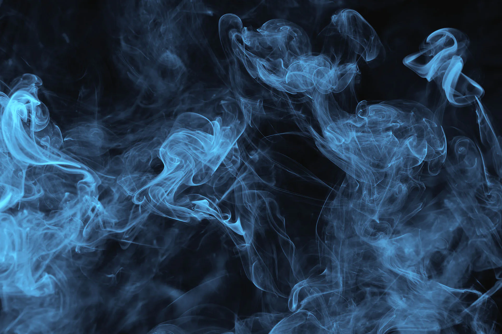 Cloudy smoke-like air, almost invisible